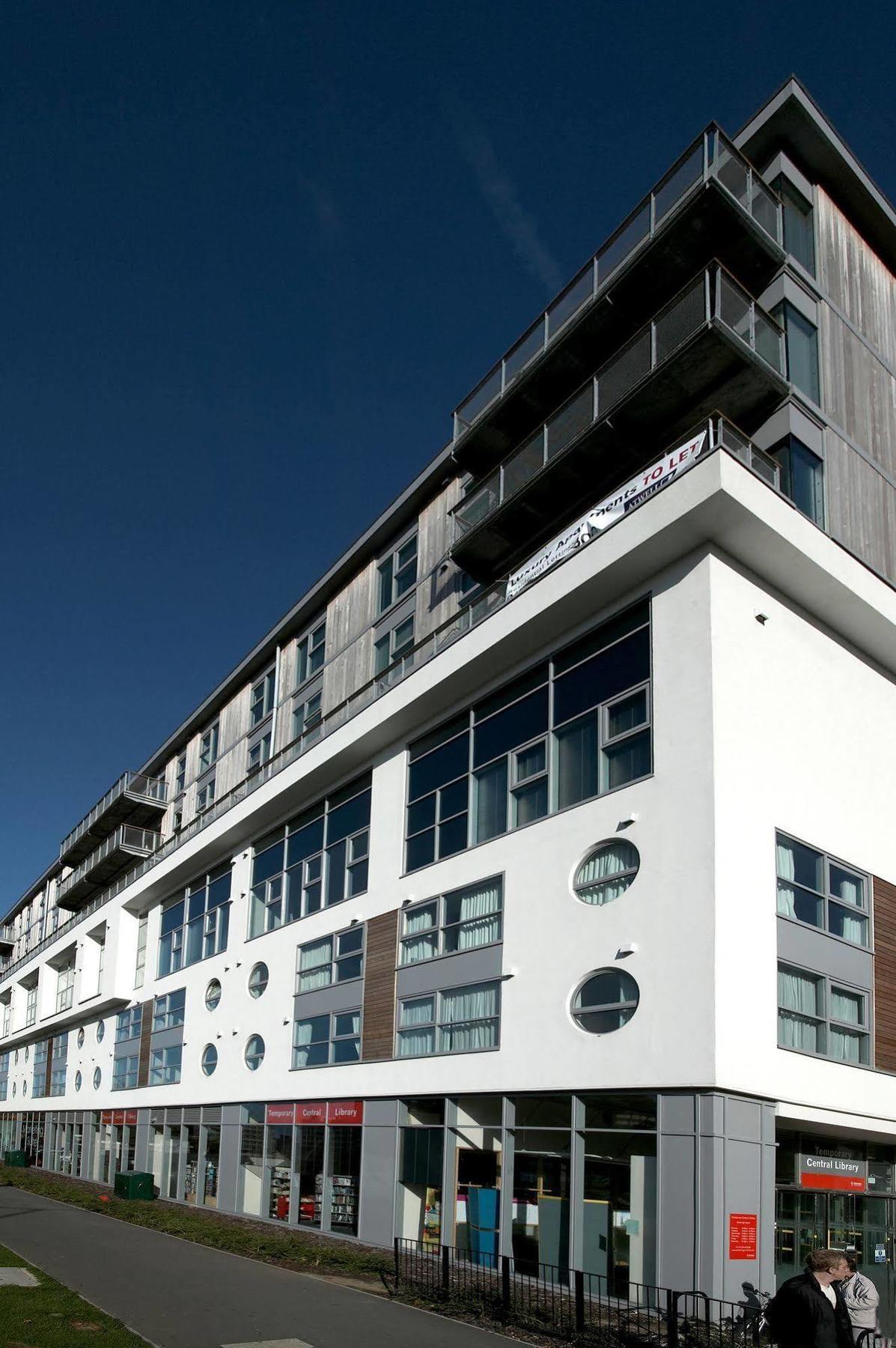 The Paramount, Swindon Extérieur photo