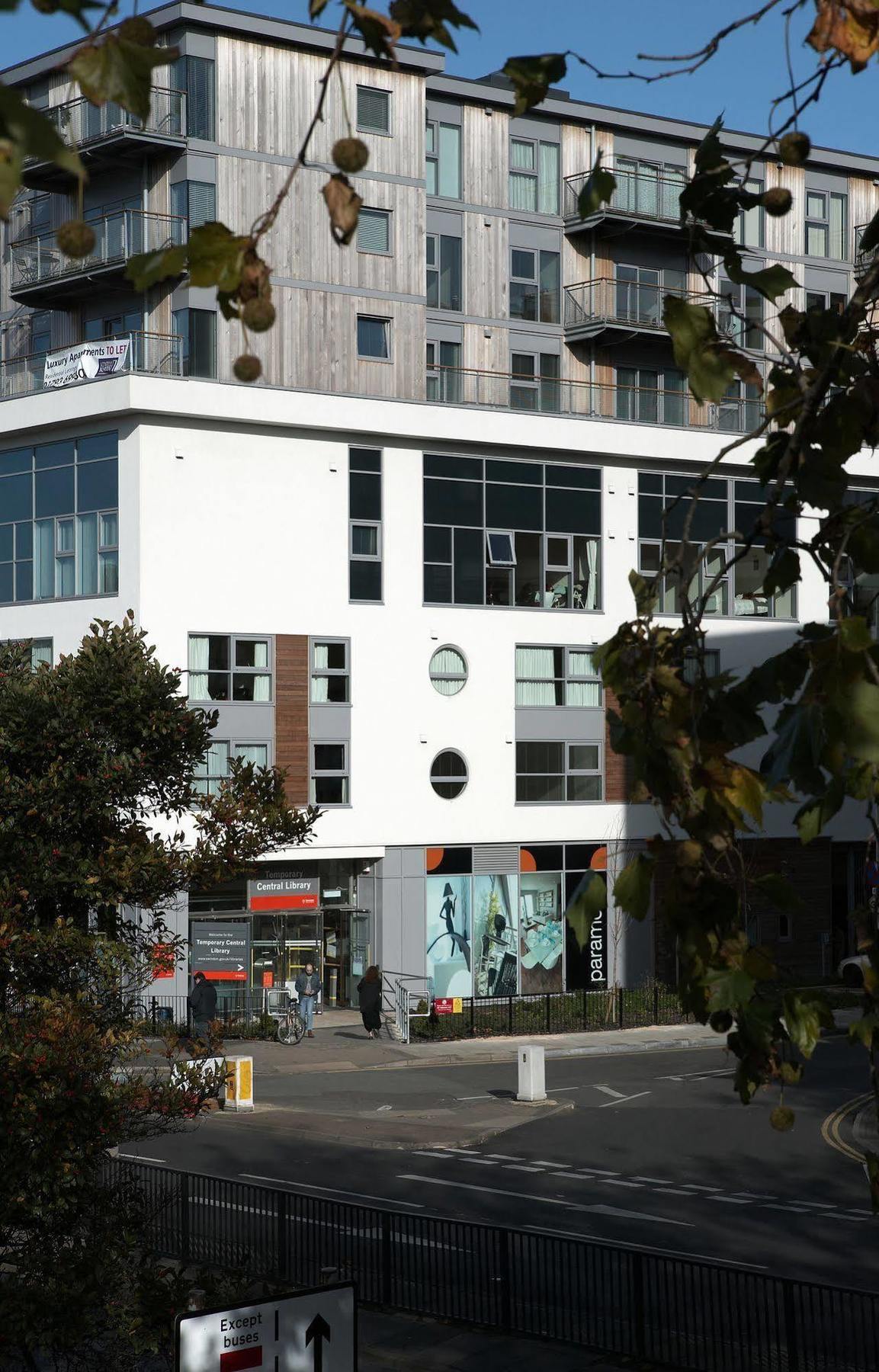 The Paramount, Swindon Extérieur photo